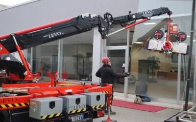 SOSTITUZIONE DI VETRATE  CON LA DSKEB2.