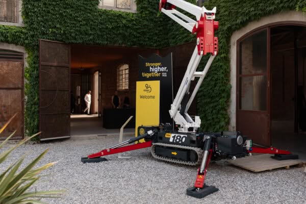 PIATTAFORMA TZJ 180 4 PIATTAFORMA TZJ 180 - immagine 4